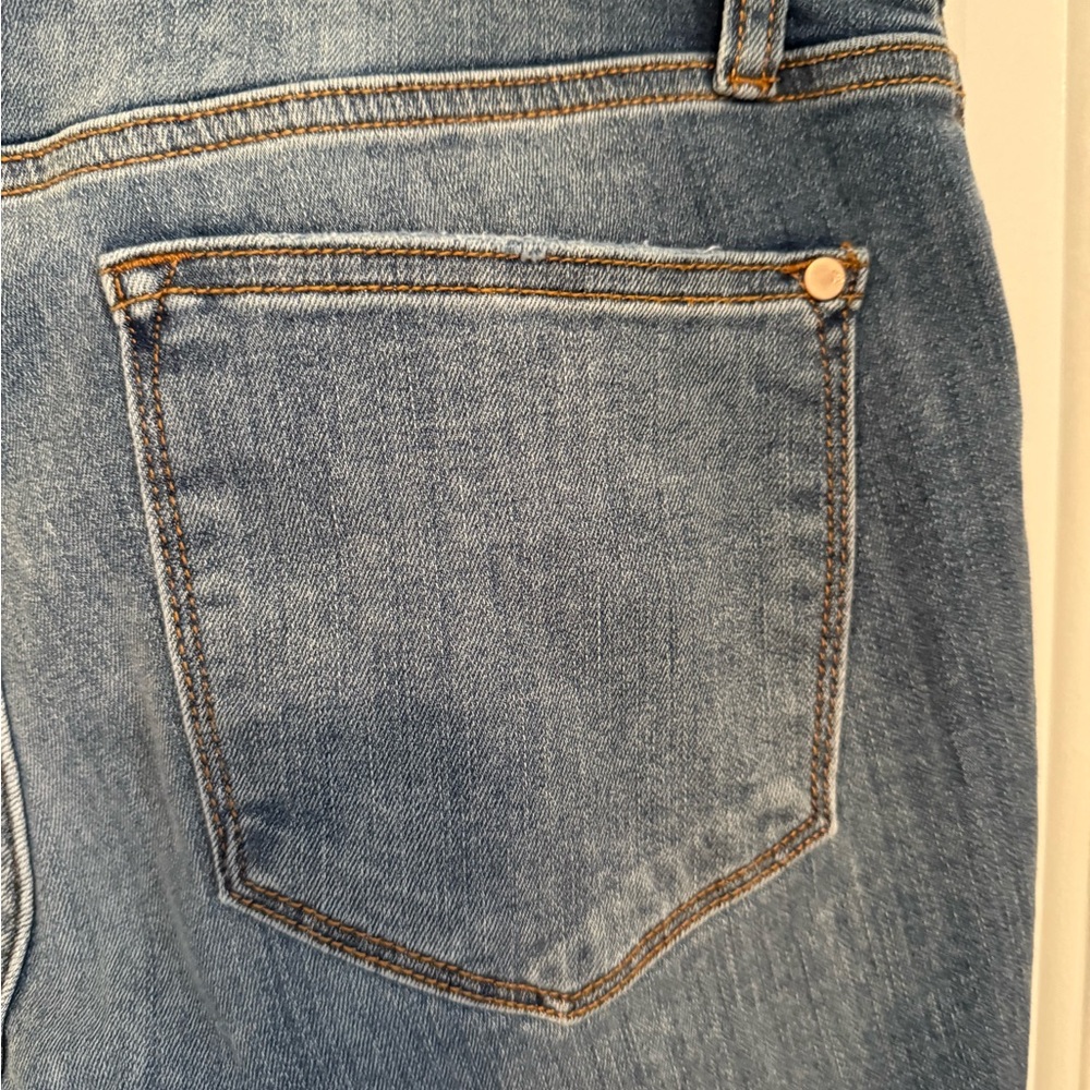 Judy Blue skinny Fit Capri Jeans Medium Blue * NEW WITH TAGS* - Picture 8 of 13